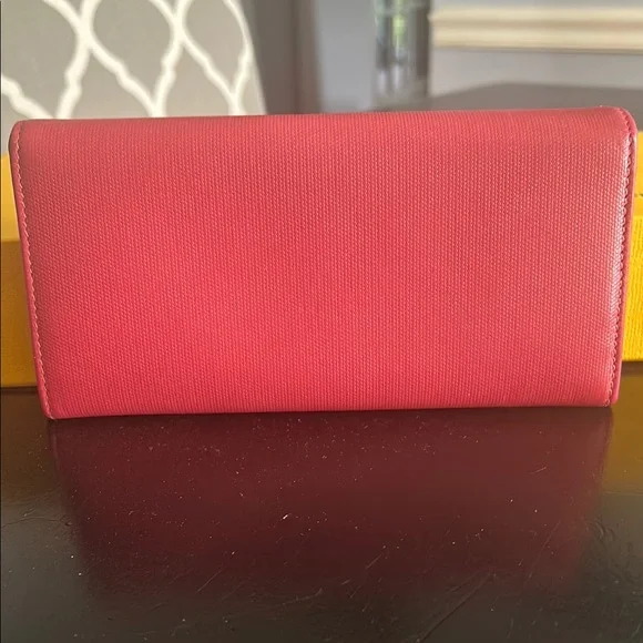 Fendi Pink Women's Wallet - Picture 3 of 15